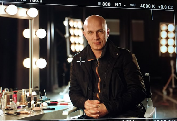 Musician Prince to Exhibit Photographs in London