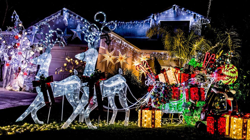 Holiday Lane annual lights and decoration competition 2019