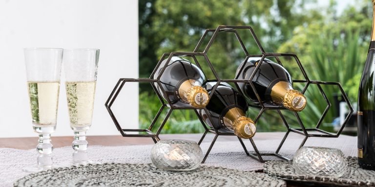 wall mounted wine rack